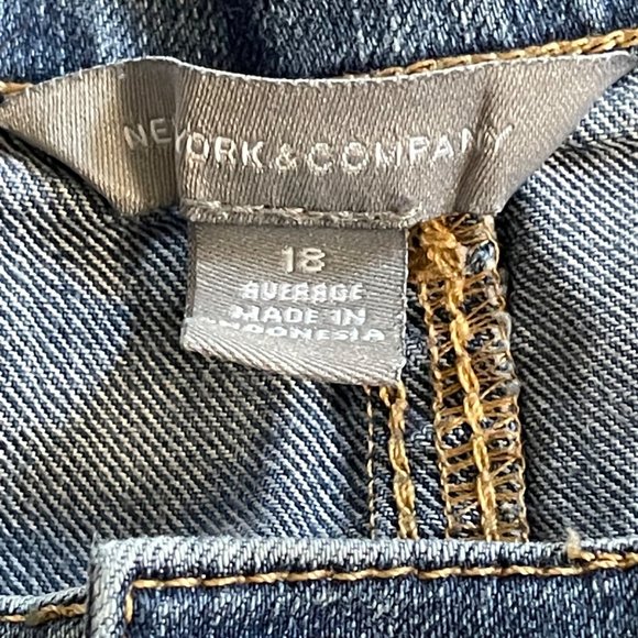 New York & Company women's size 18 average  high rise zip front jeans - Picture 4 of 7